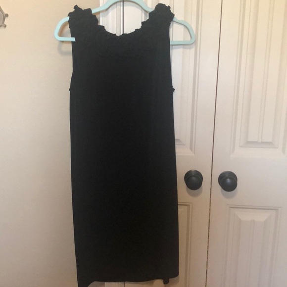 Dress - Picture 1 of 2